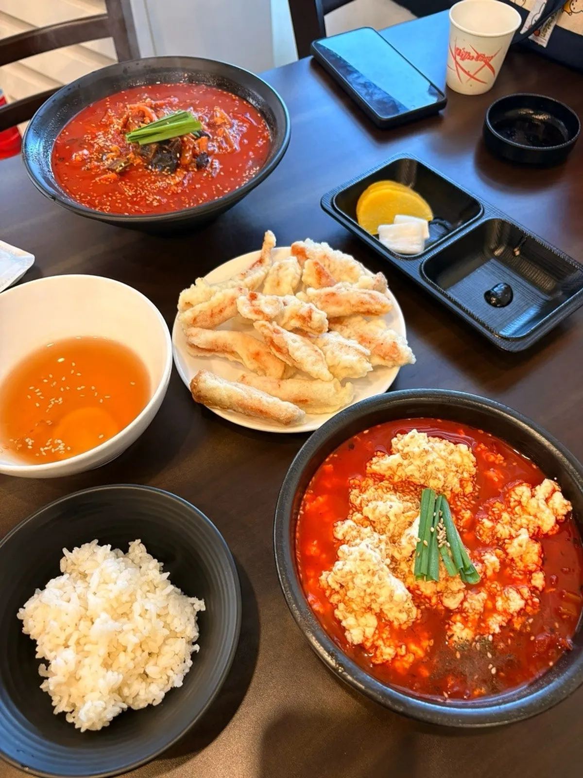 A bowl of Gyodong jjamppong at Bongga Gyodong Banjeom in Unseo-dong