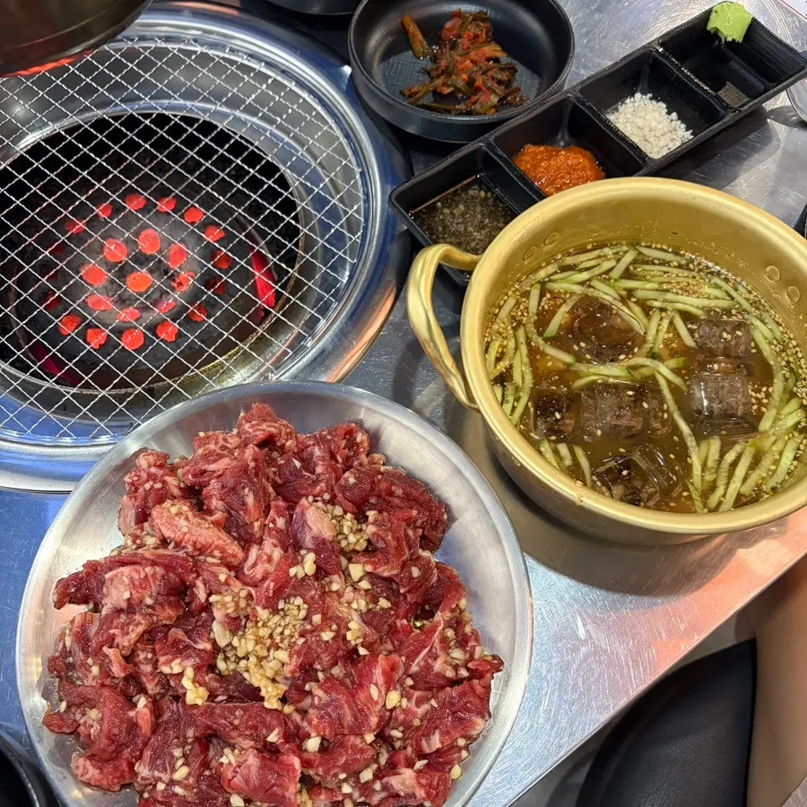 운탄 태평점 밑반찬 상차림