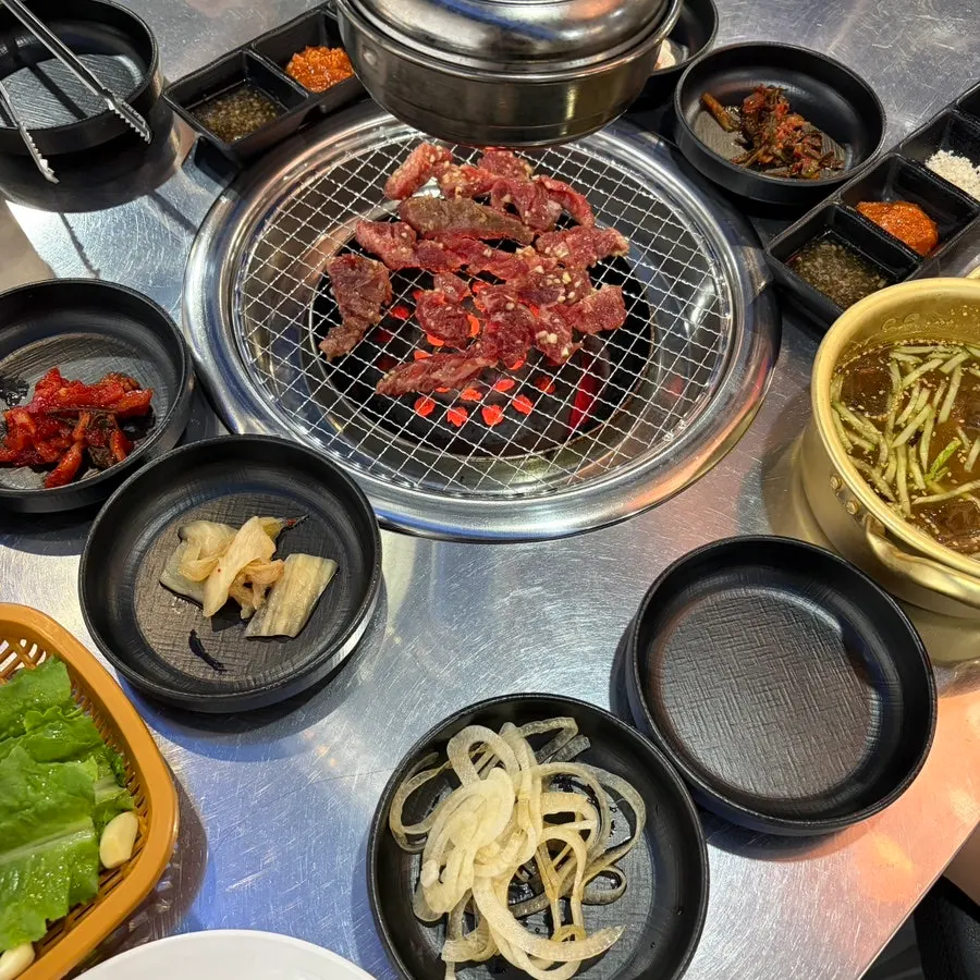 연탄불에 굽는 의성마늘 소갈비살