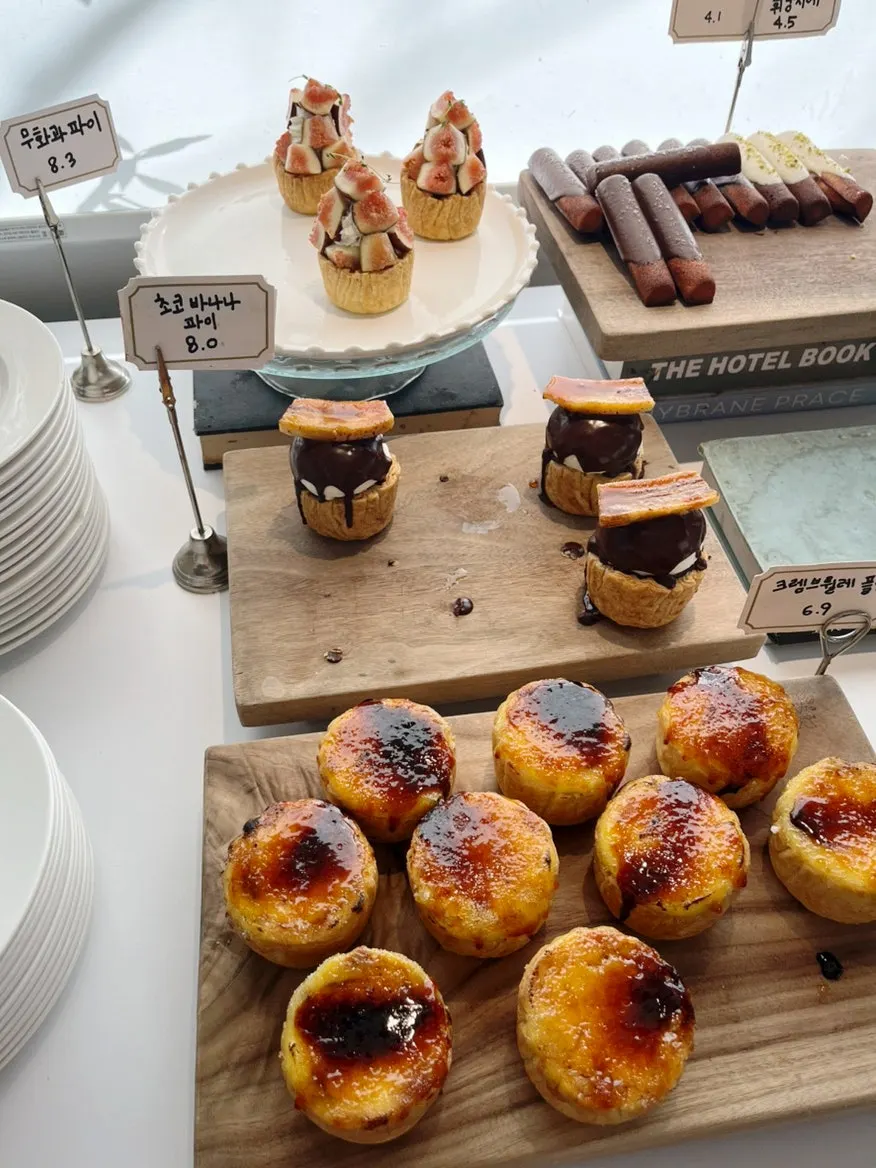 Financiers displayed in the dessert case