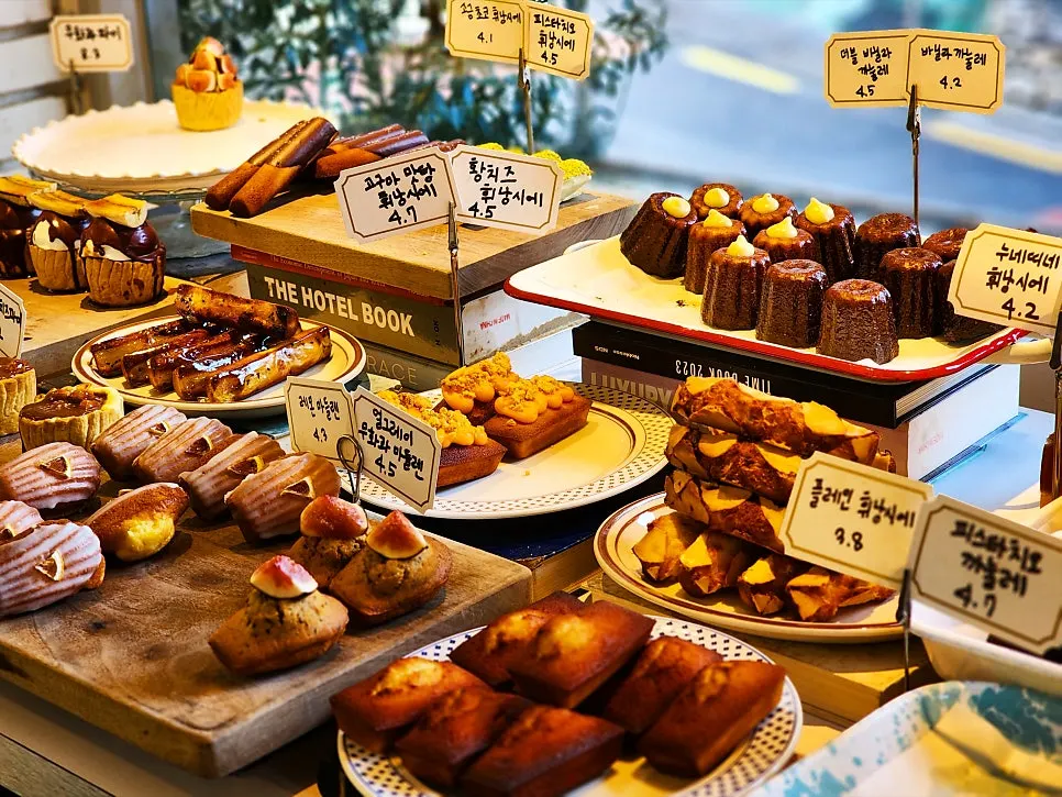 Baked goods corner with an assortment of financiers