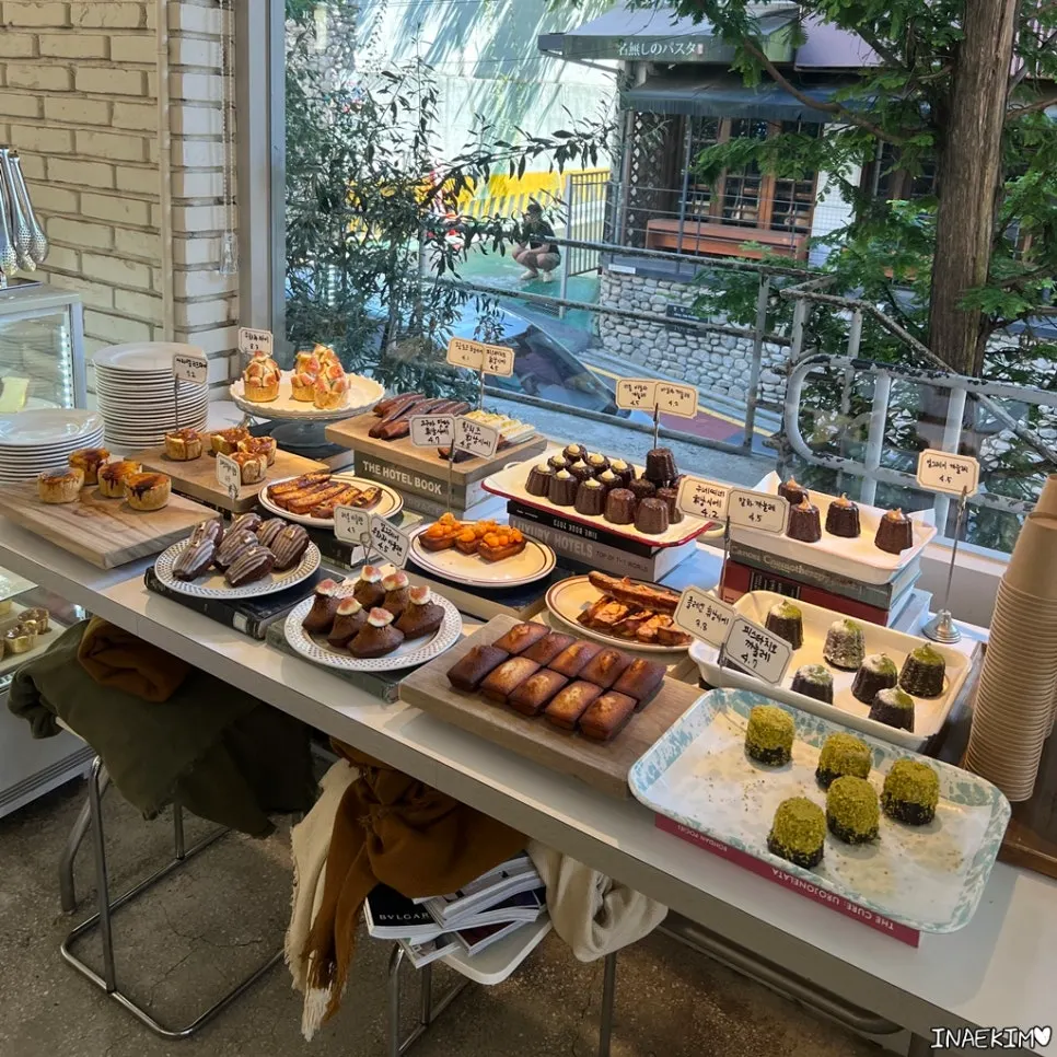 Cakes and baked goods displayed in the showcase