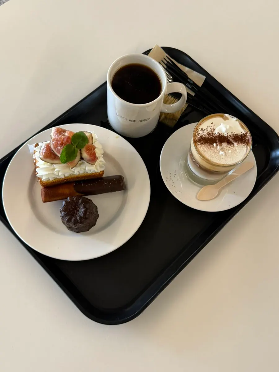 Upper and Under's salted choco financier with coffee