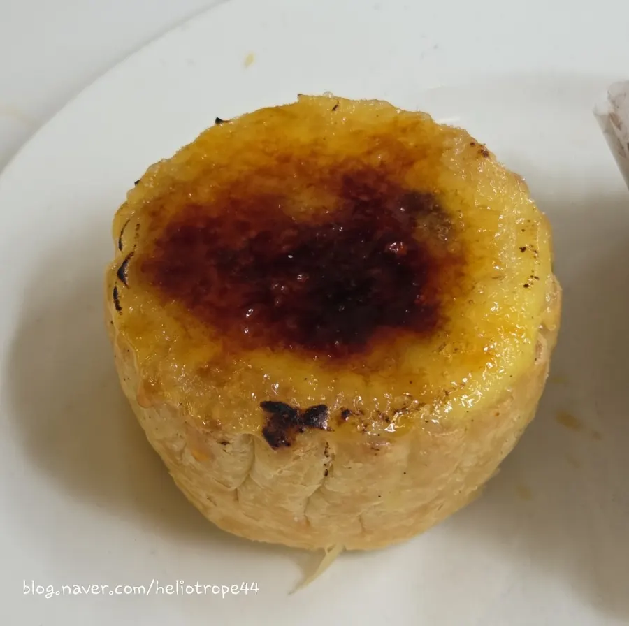 Upper and Under's crème brûlée flan