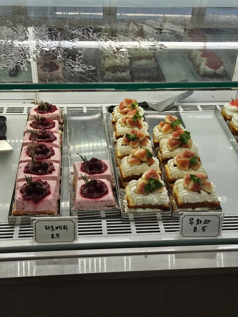 Overview of the dessert lineup at Upper and Under