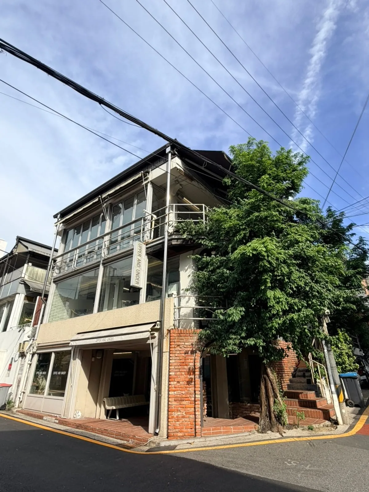 Main photo of Upper and Under, a Gangnam Station café