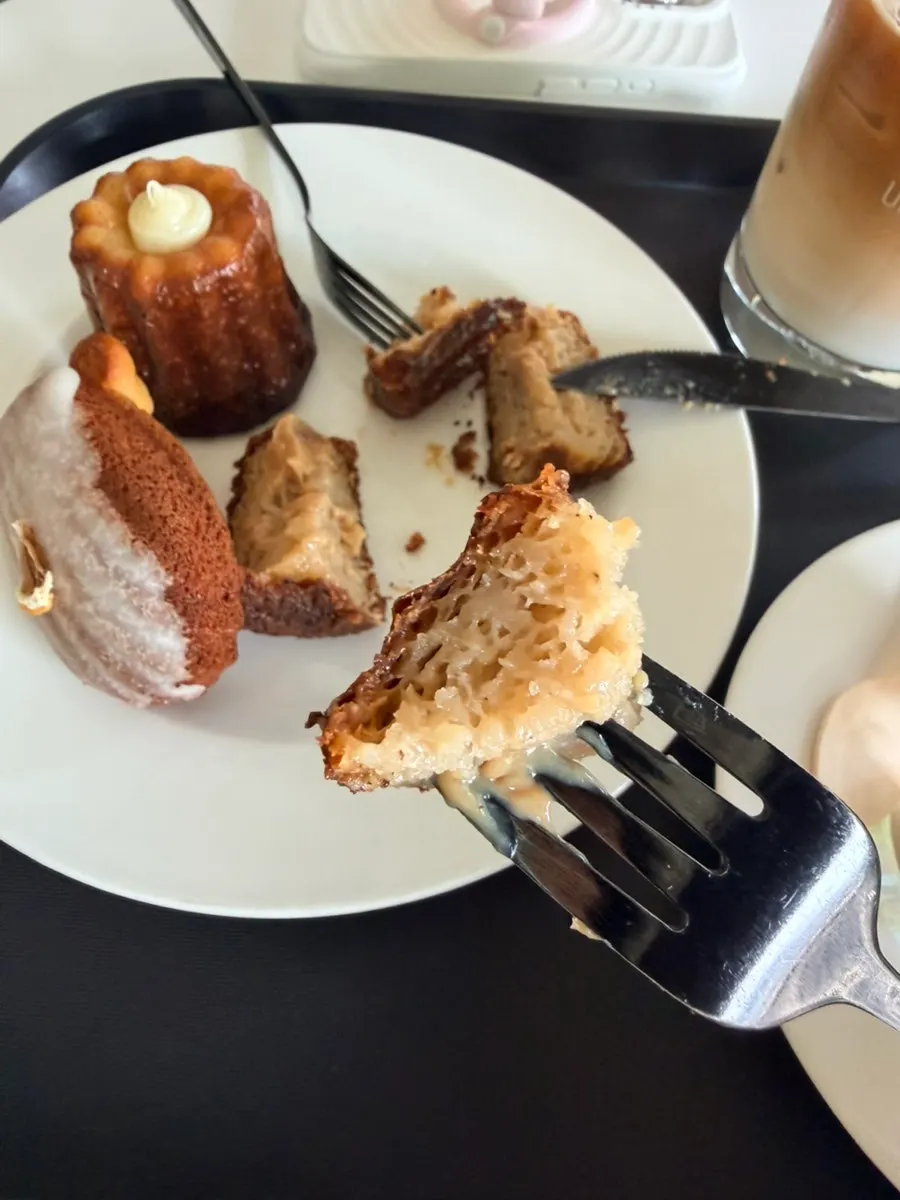 Upper and Under's canelé filled with cream inside