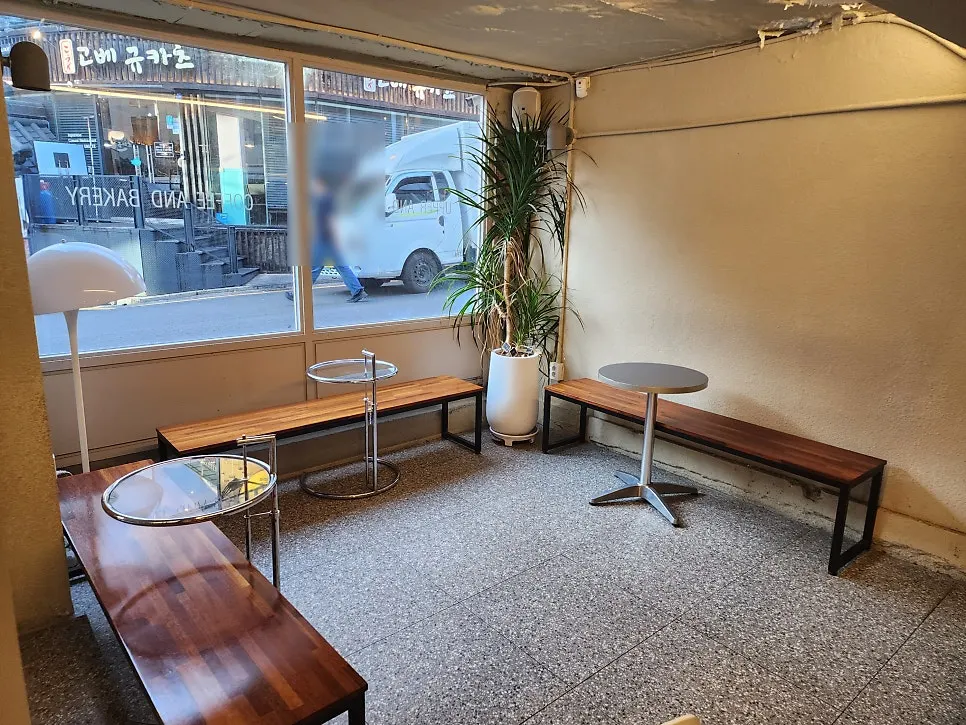 Tables and lighting inside Upper and Under