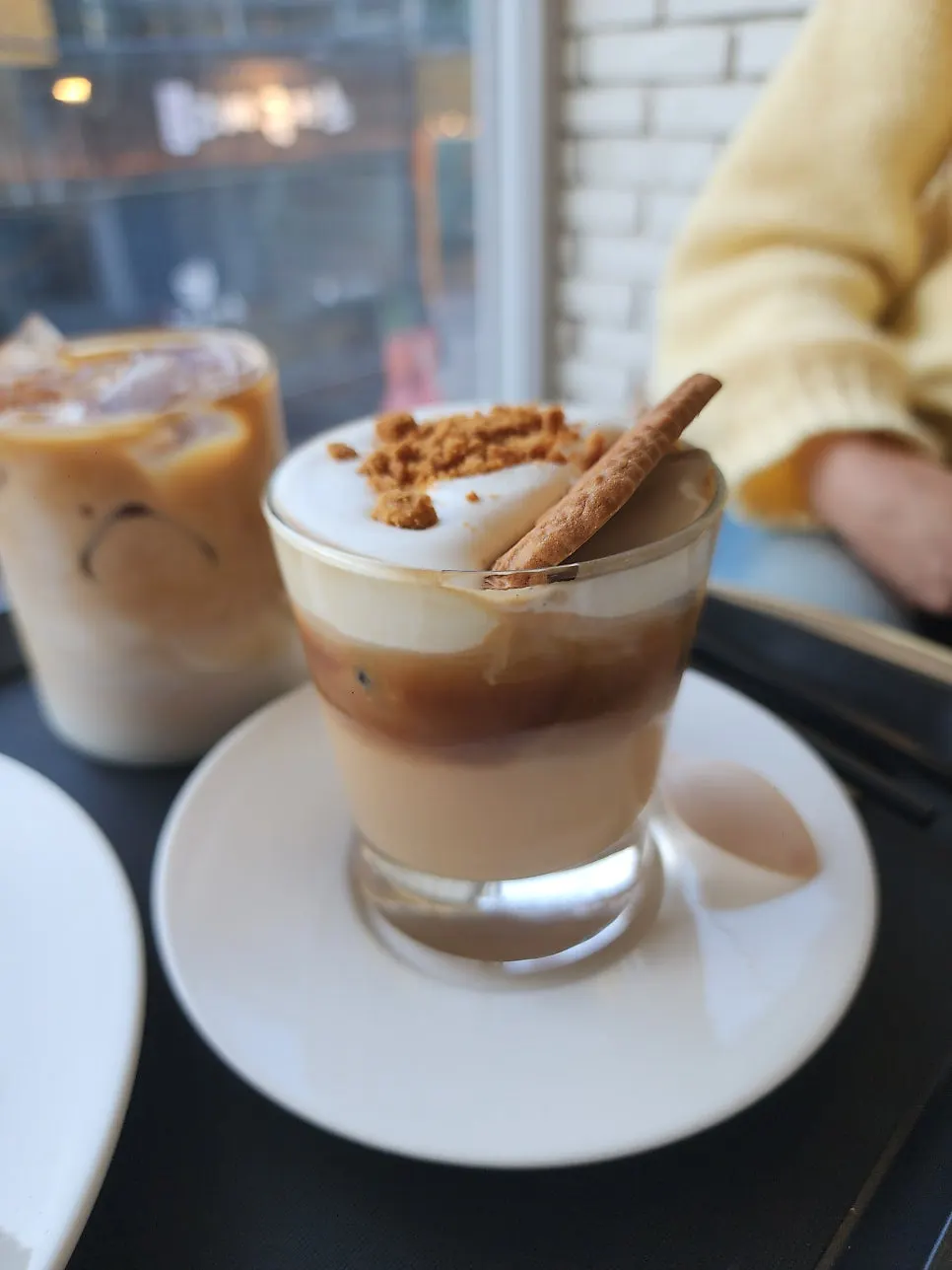 Close-up of the salted caramel cream latte