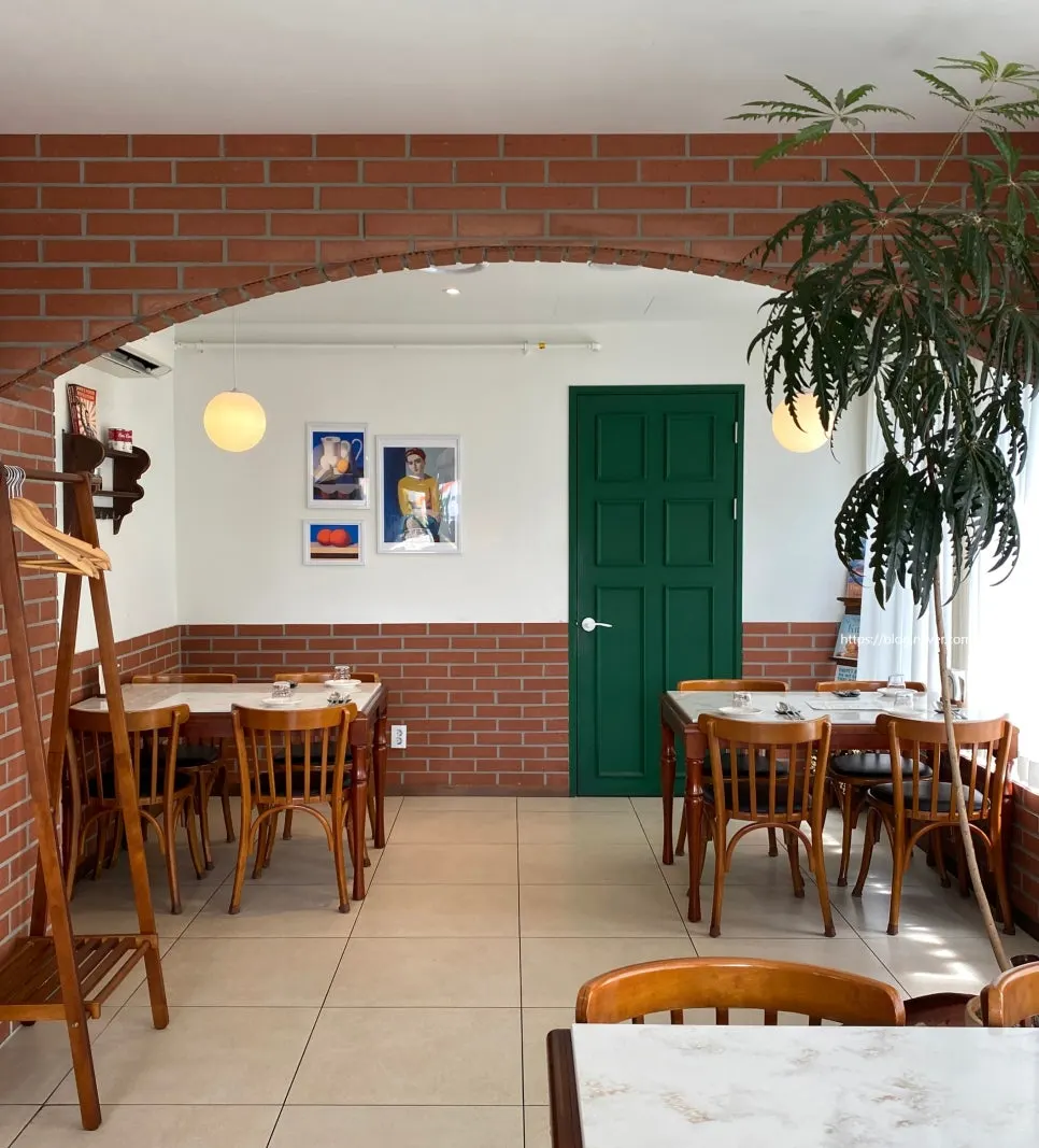 Indoor table layout at Upstairs Kitchen