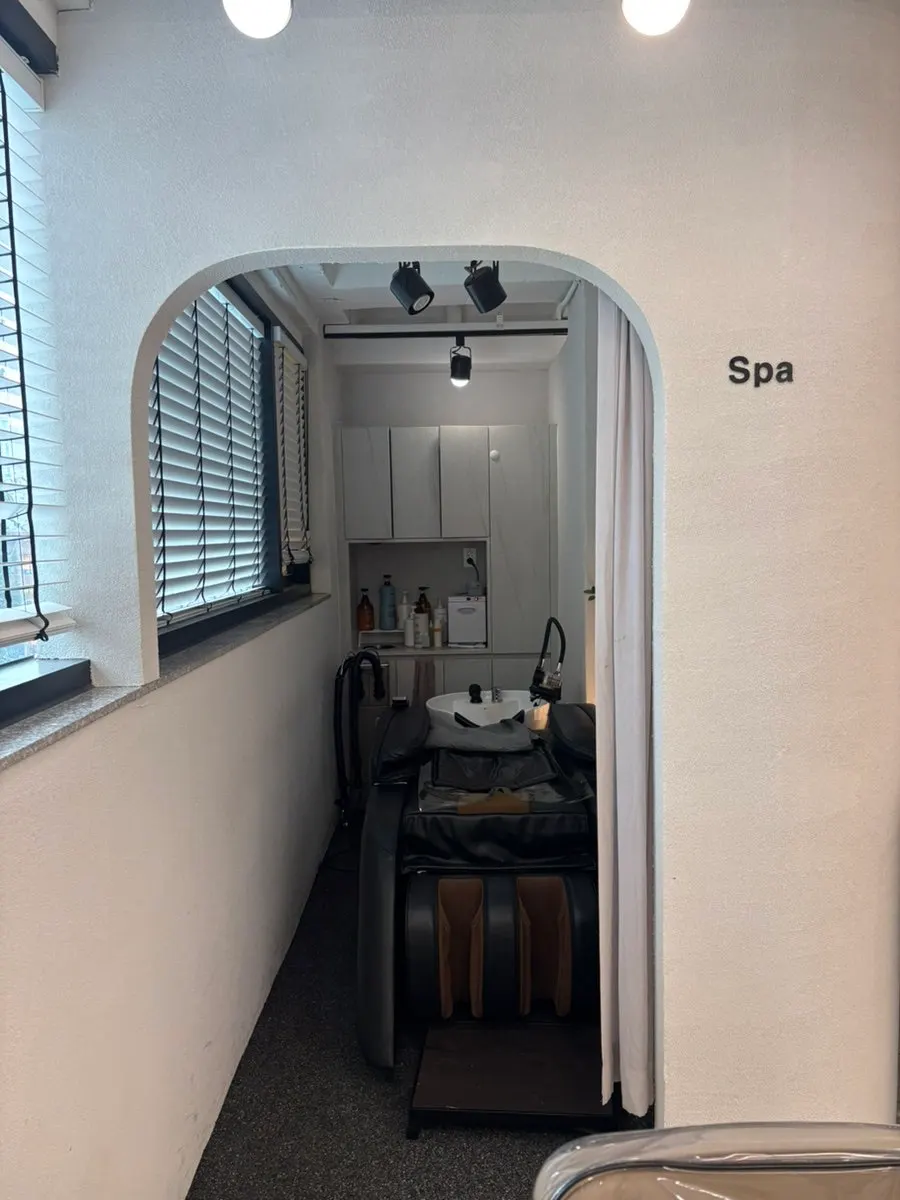 Steam-care space for the final Nanoheel Clinic step