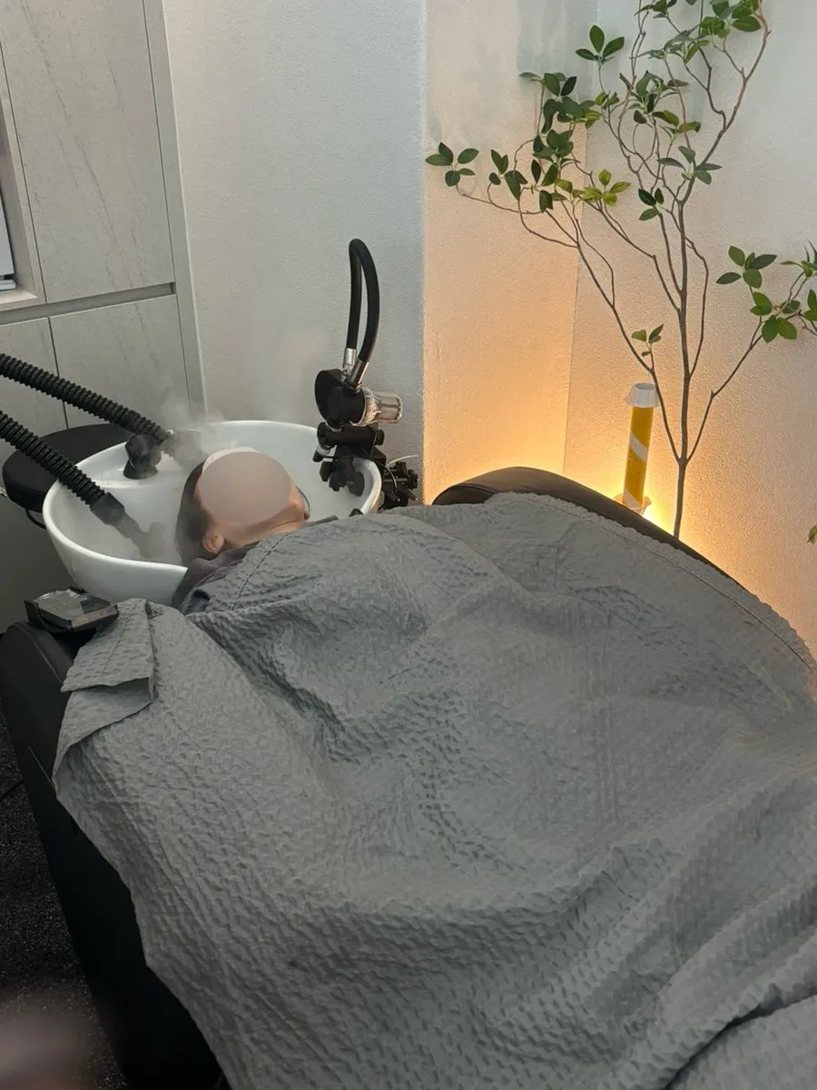 Final Nanoheel Clinic step in the spa room