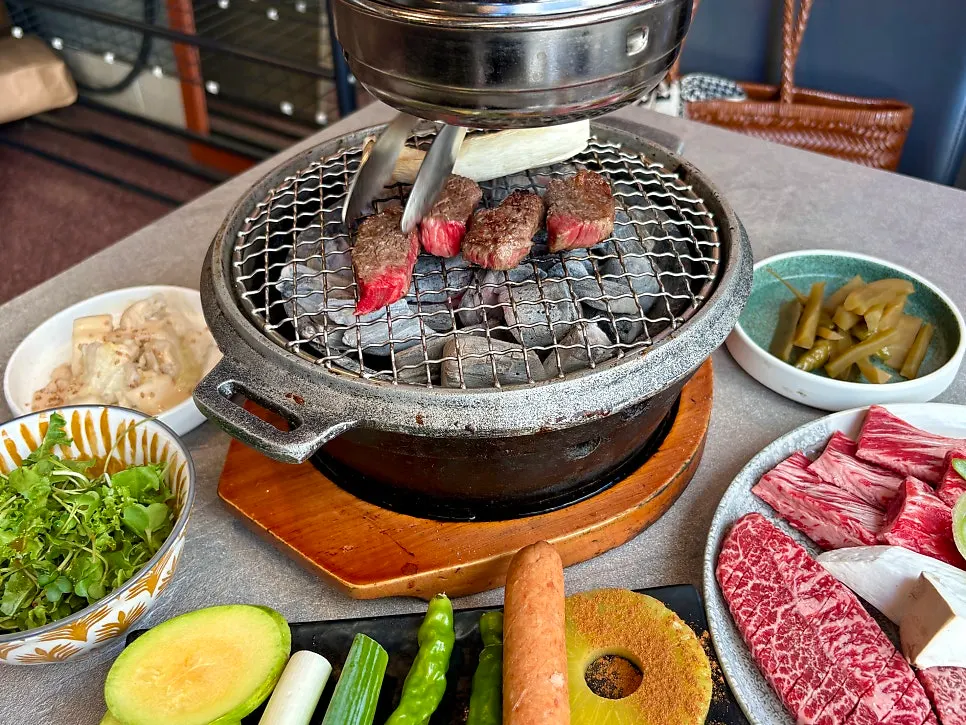 Nunkkot cut grilling on the brazier