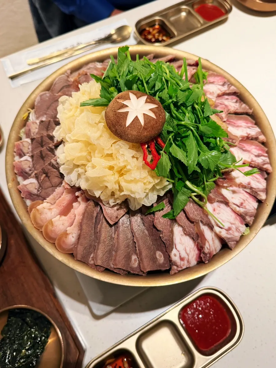 처음 먹어본 어복쟁반 상차림