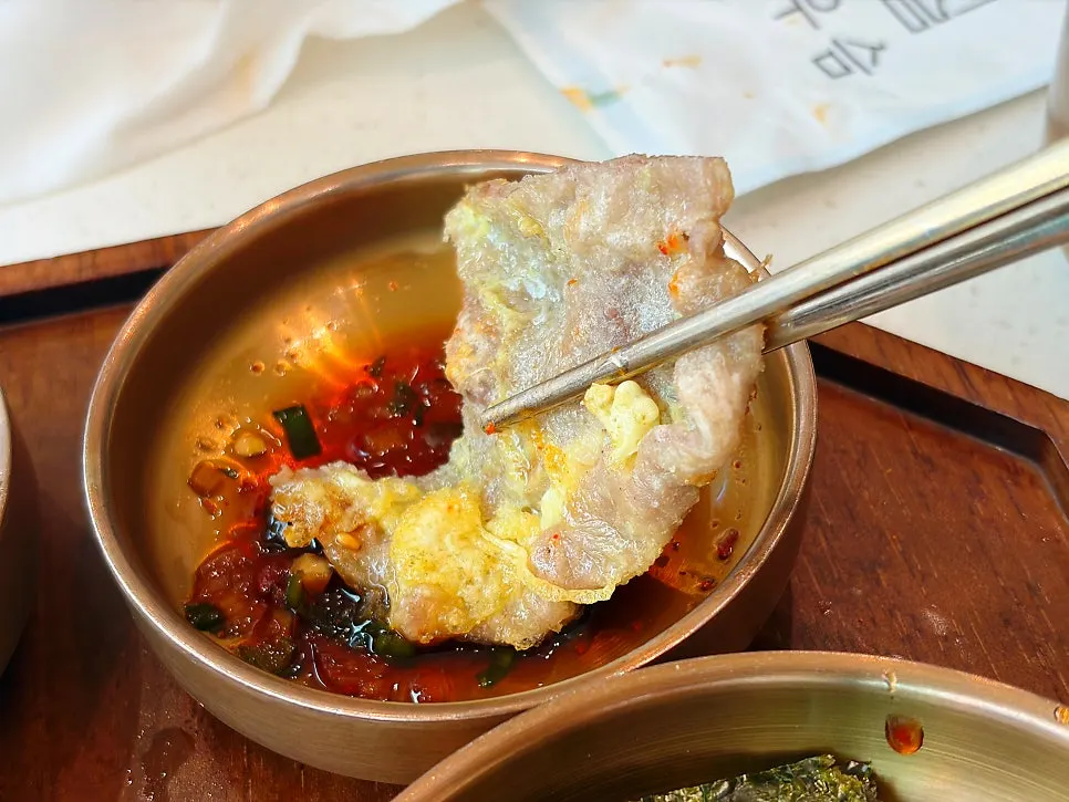 A generous full spread for two at Useum Pangyo Branch