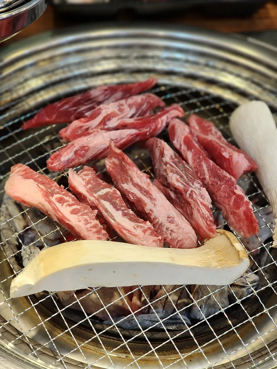 진갈비살·양념 LA갈비·생갈비살 모듬 한판