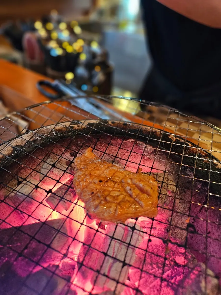 뼈째 구워낸 소꼬리 구이
