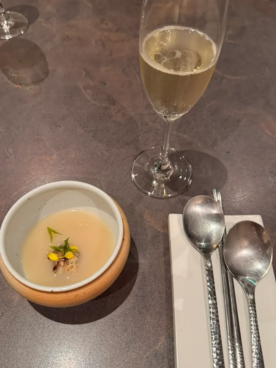 Ugye jinjuk, the first course