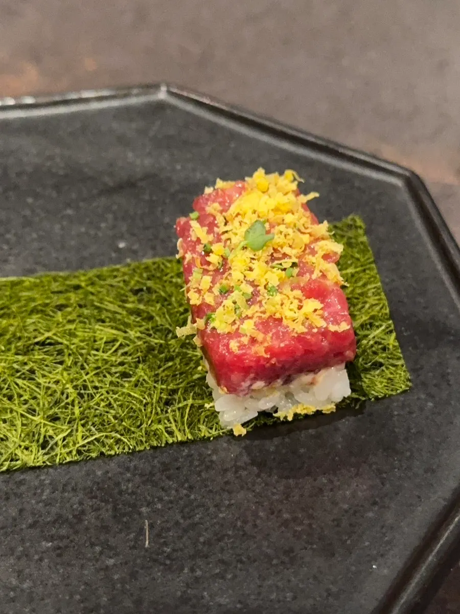 Yukhoe gamtae with fried nurungji