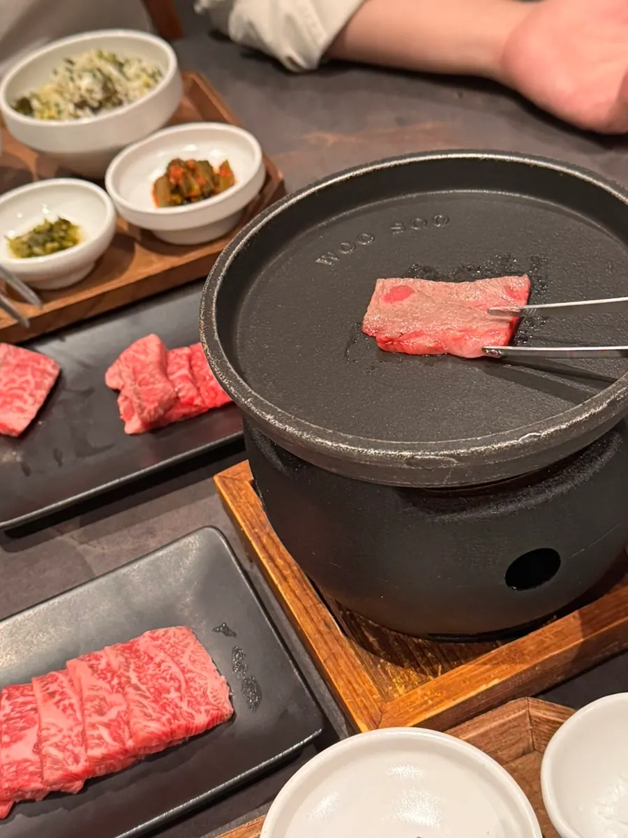 Grilled hanwoo with side vegetables