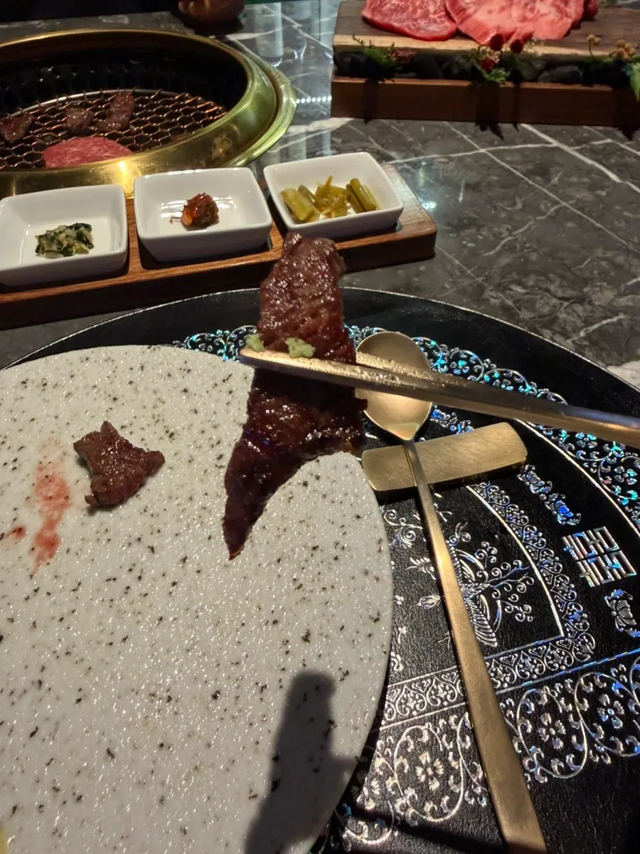 A perfectly grilled piece of saeusal