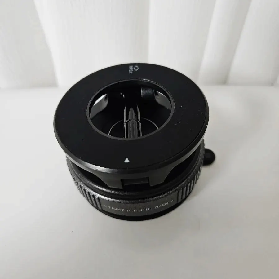 Dial-operated vacuum-suction car phone mount