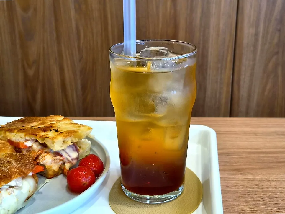 Benetto's Summer Apple drink with apple syrup