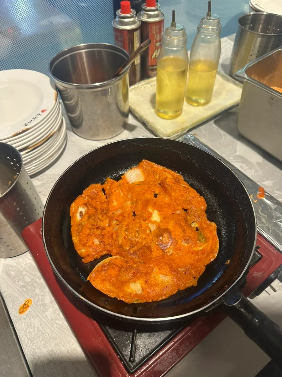 직접 부친 셀프 김치전