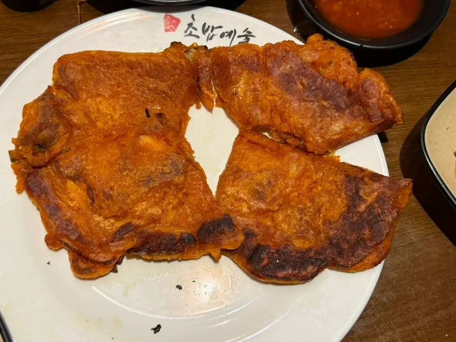 명란젓과 공기밥 상차림
