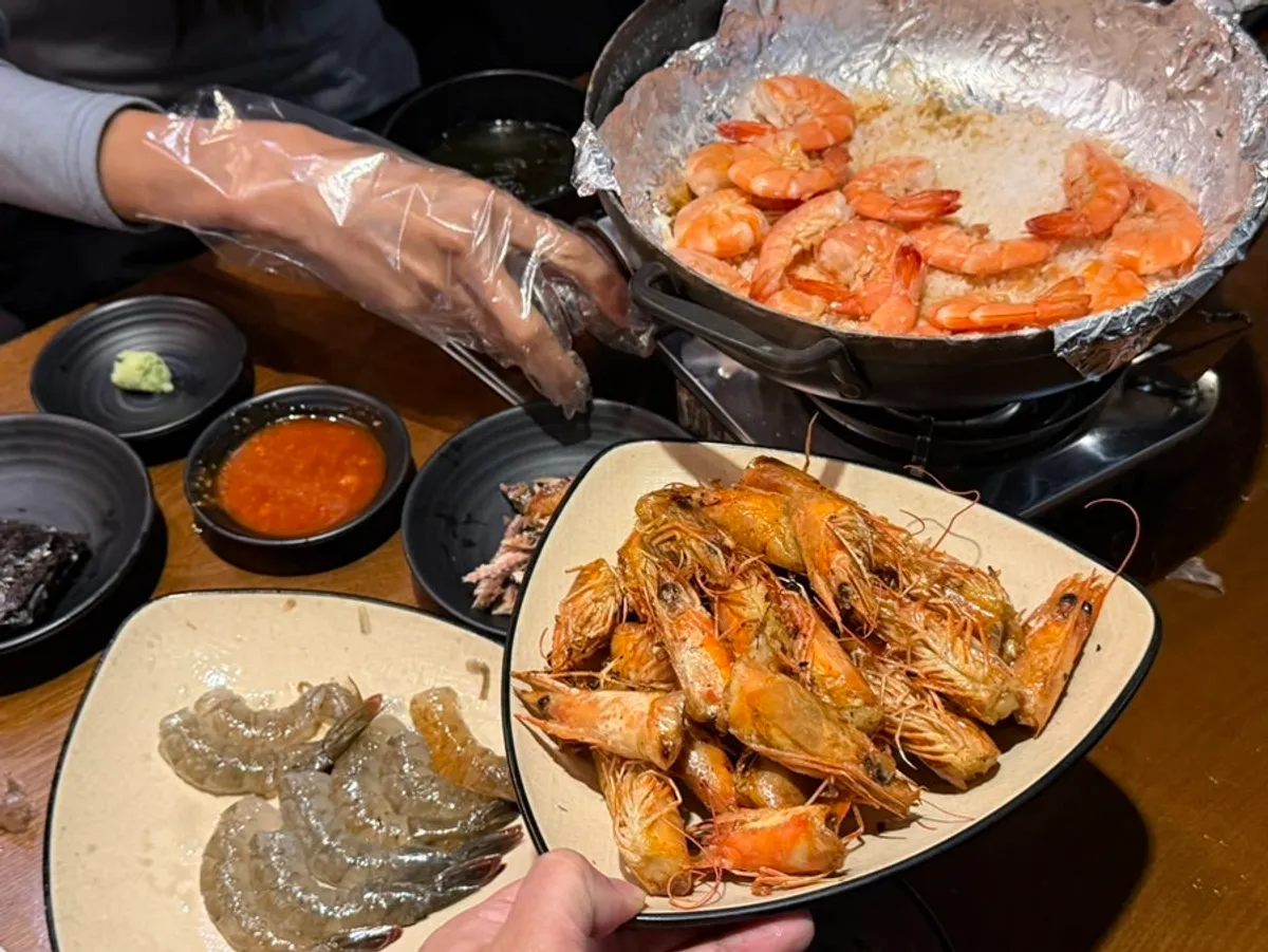 새우소금구이와 기본 상차림