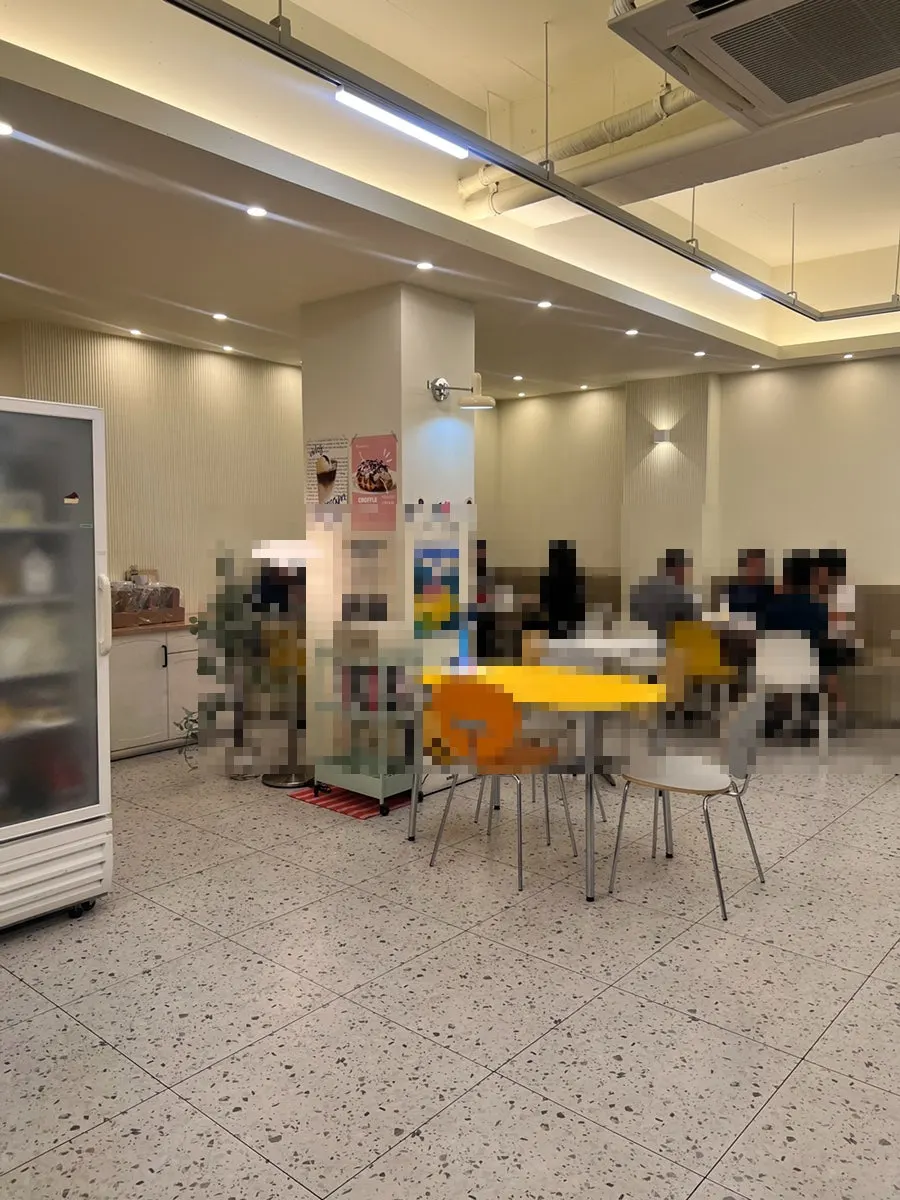 バイブログコーヒー店内の片隅にある可愛らしい小物