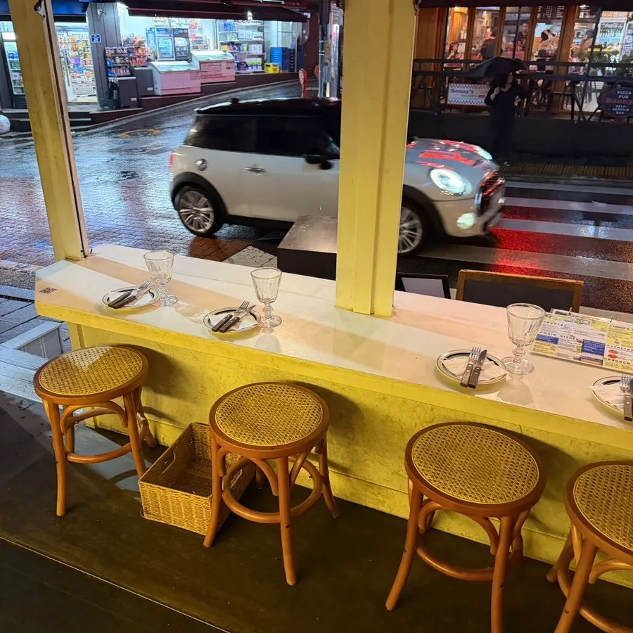 안쪽 2인석이 보이는 내부