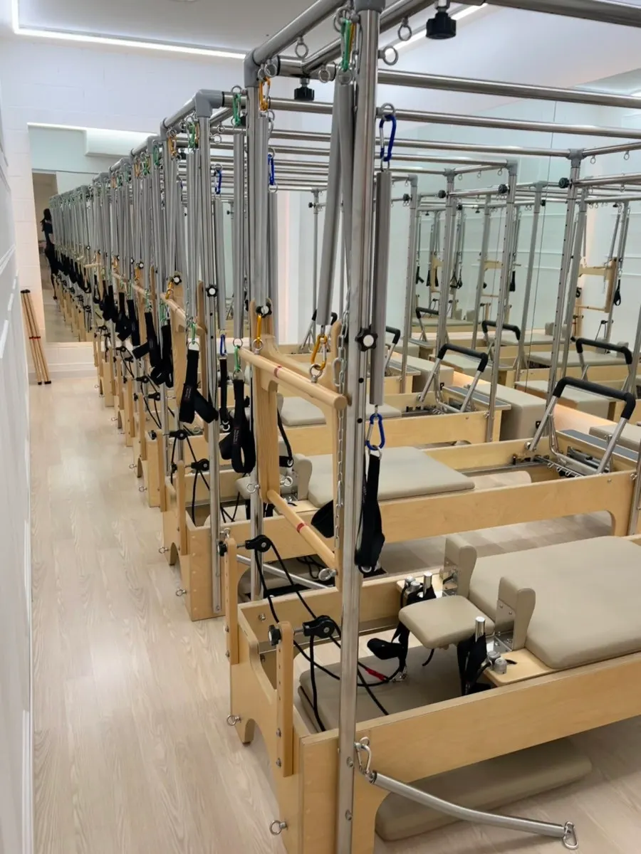 View of the Cadillac room with a 1-to-5 capacity