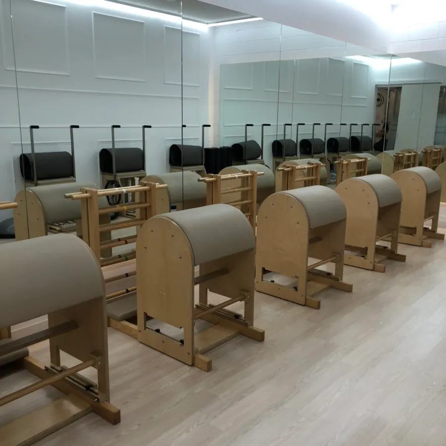 Wide space in group room 1 with barrels