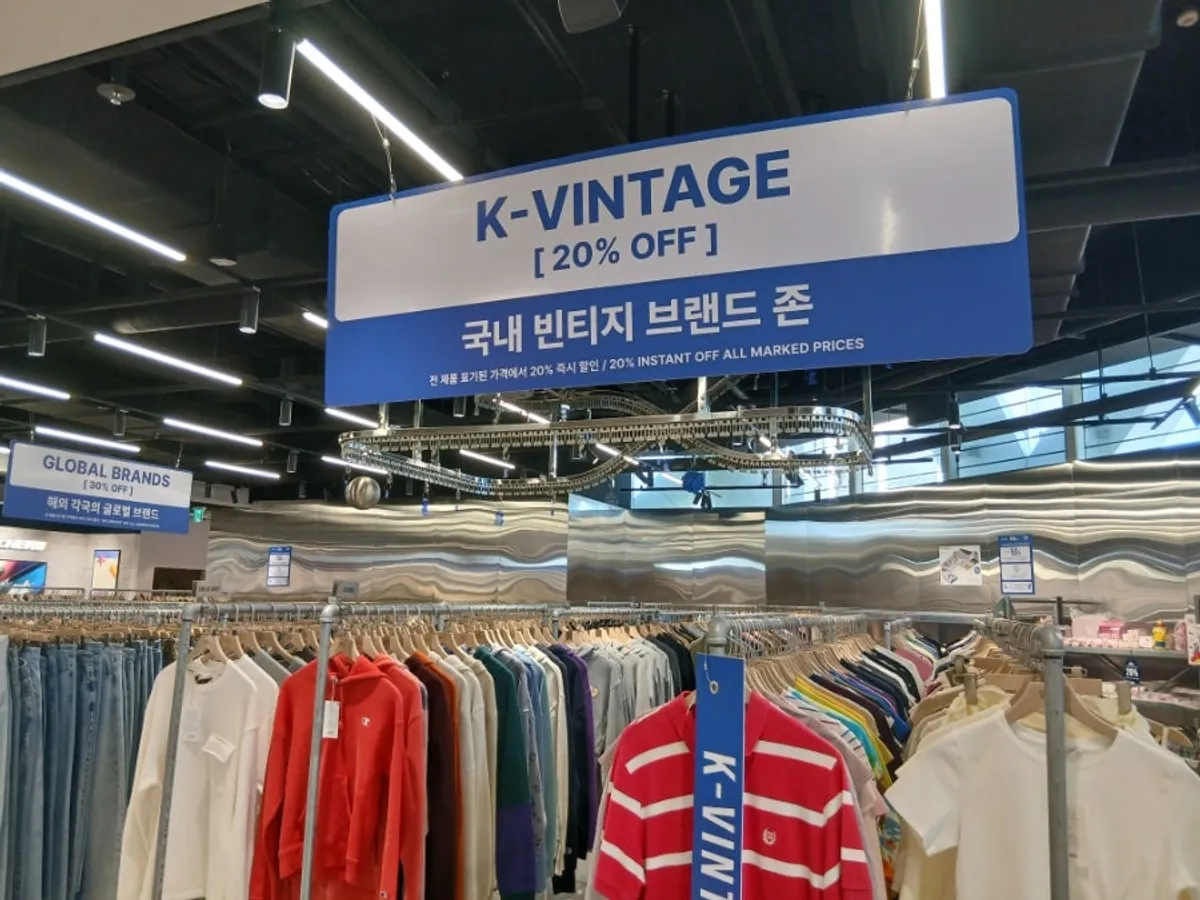 동대문 빈티지샵 비바무역 을지 던던 동대문점 매장 모습