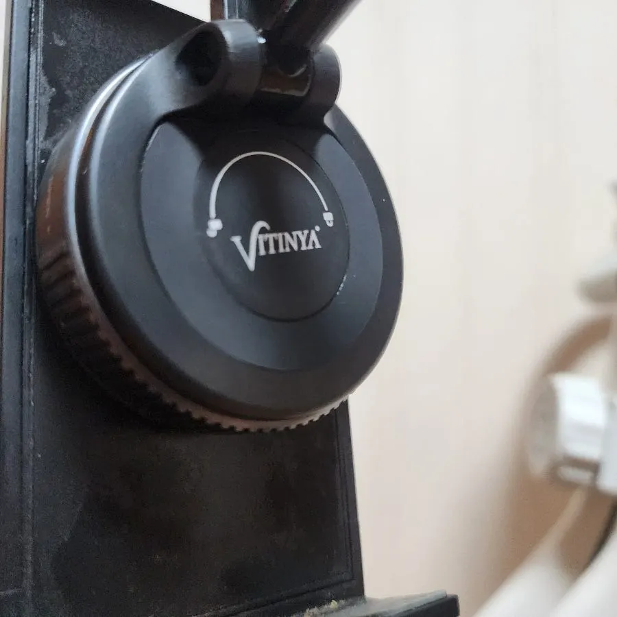 Vacuum suction in use