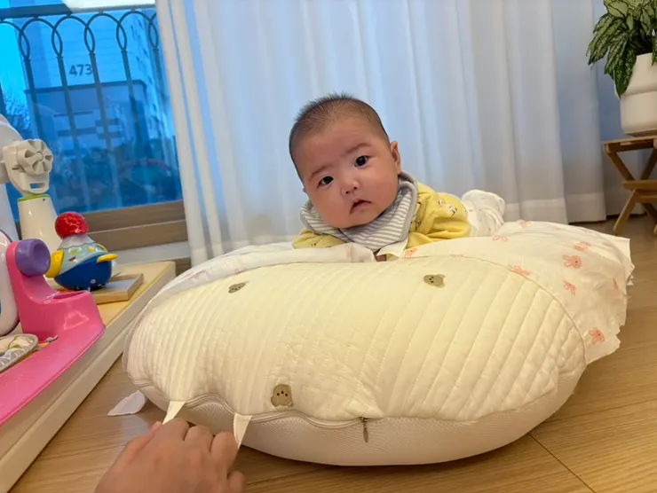 잠든 쌍둥이의 육아 일상