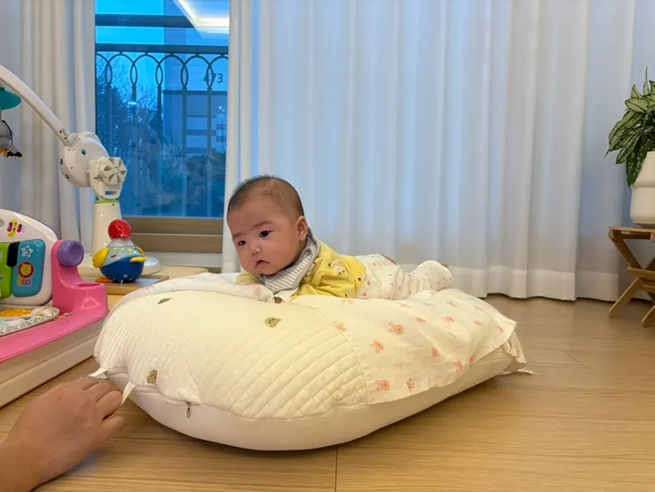 엄마를 부르는 예서의 모습