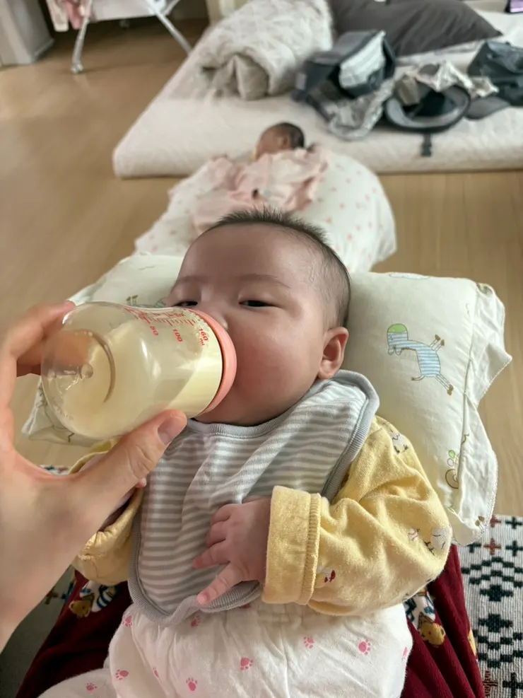 무럭무럭 자라는 예린이와 예서