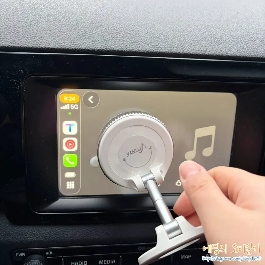 MagSafe stand used in a car