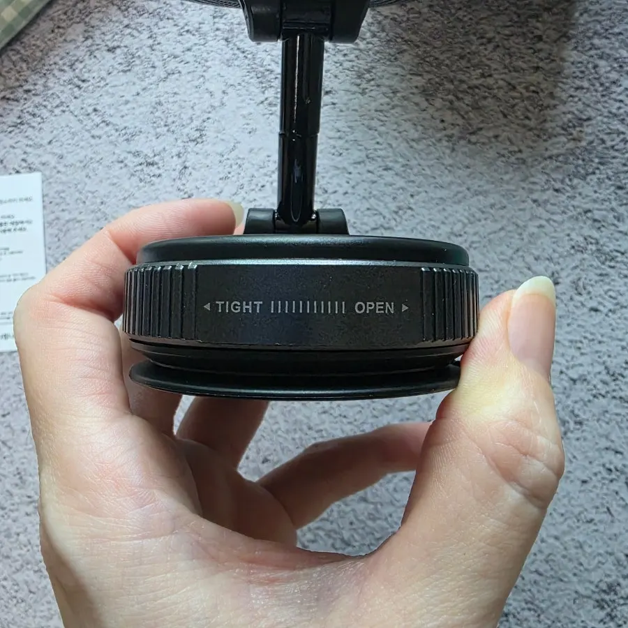 MagSafe mount with strong magnetic hold
