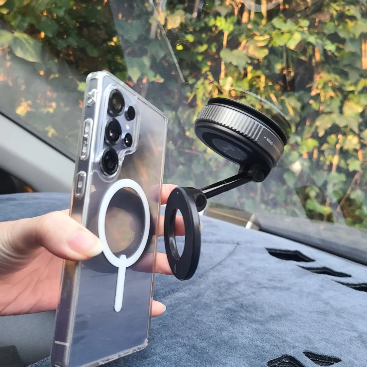 MagSafe mount installed on a dashboard