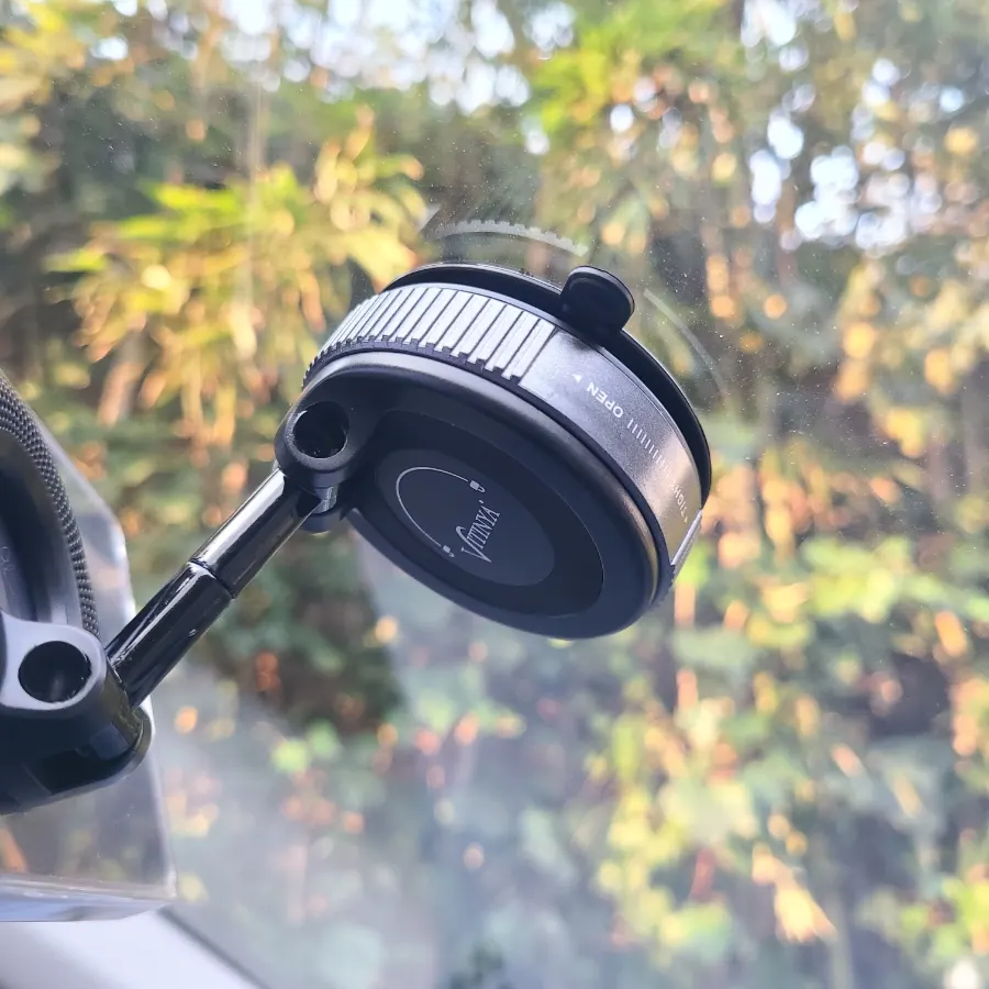 Suction mount for dashboard and glass