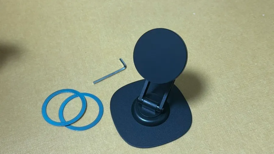 Bitinya MagSafe stand in Metal Black