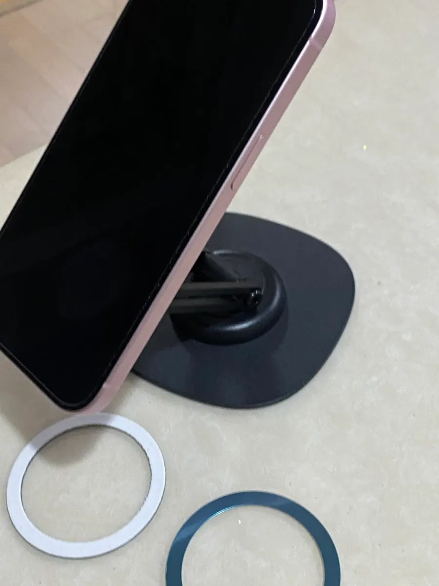 Portable MagSafe Stand with adjustable angle