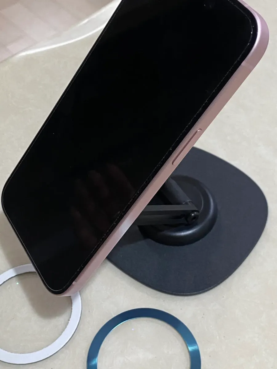 Tablet held securely on the stand