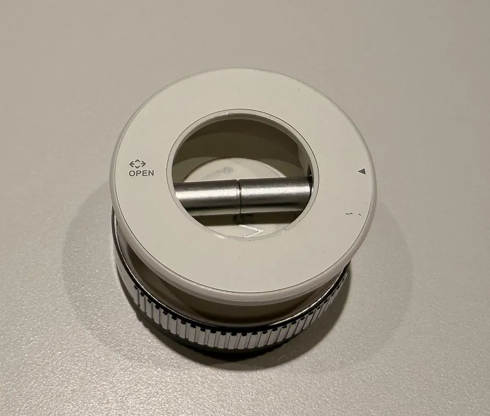 Stand components and cleaning kit for installation