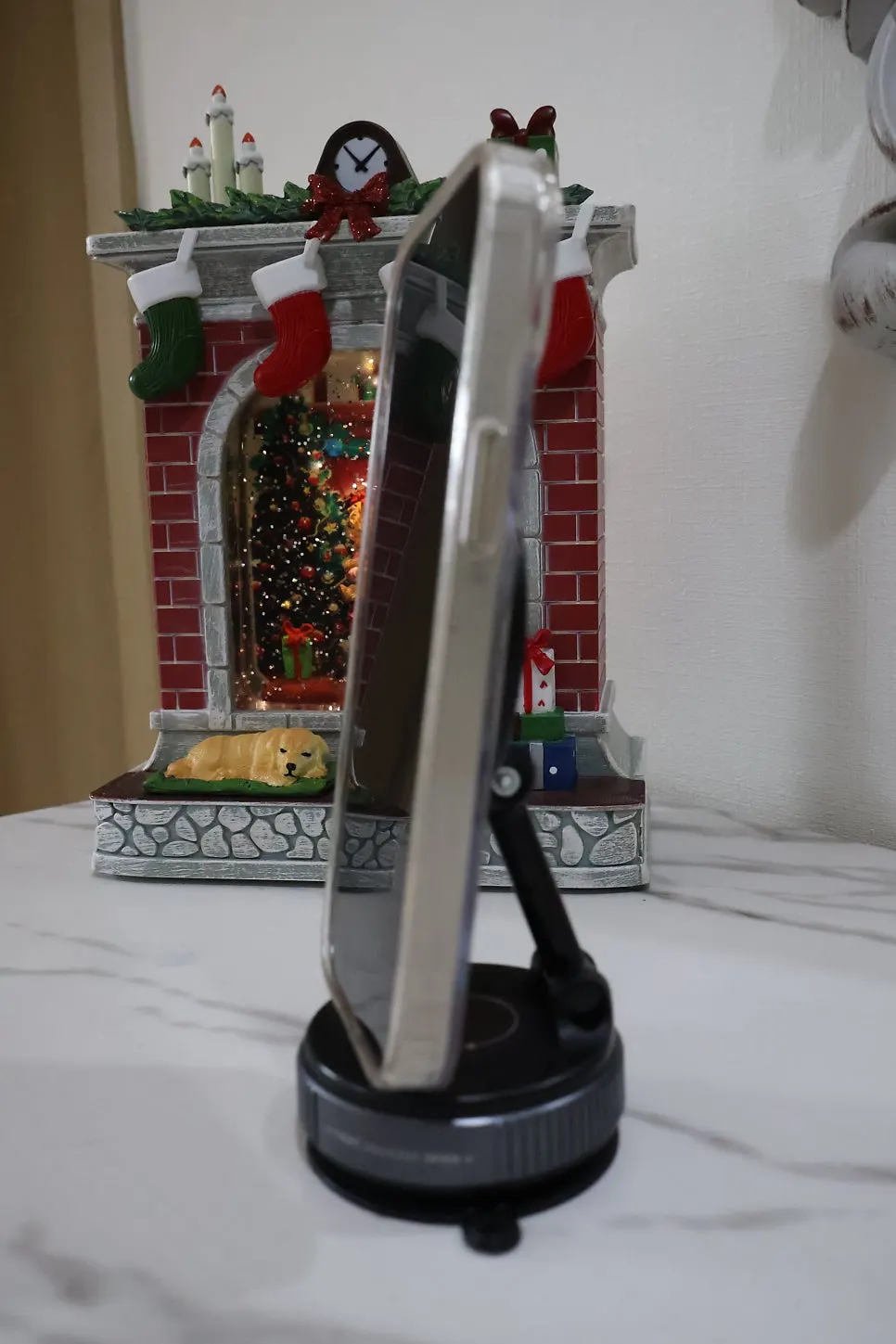 Phone stand for checking pattern videos