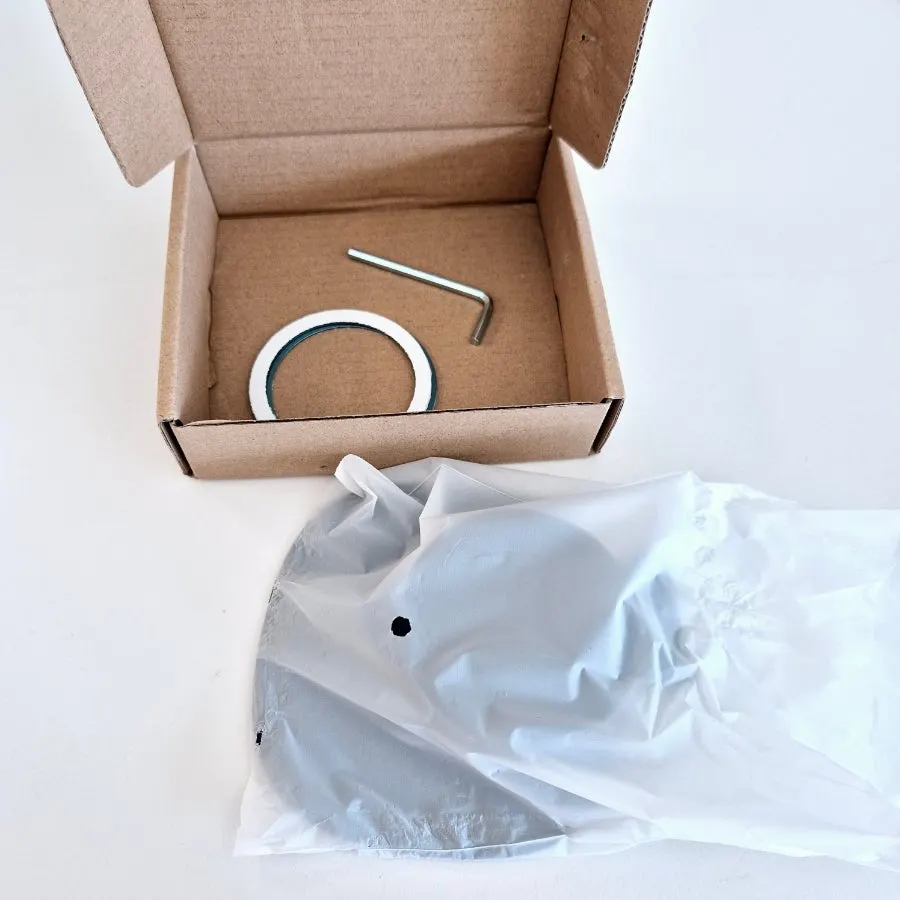 Unboxed Bitinya stand