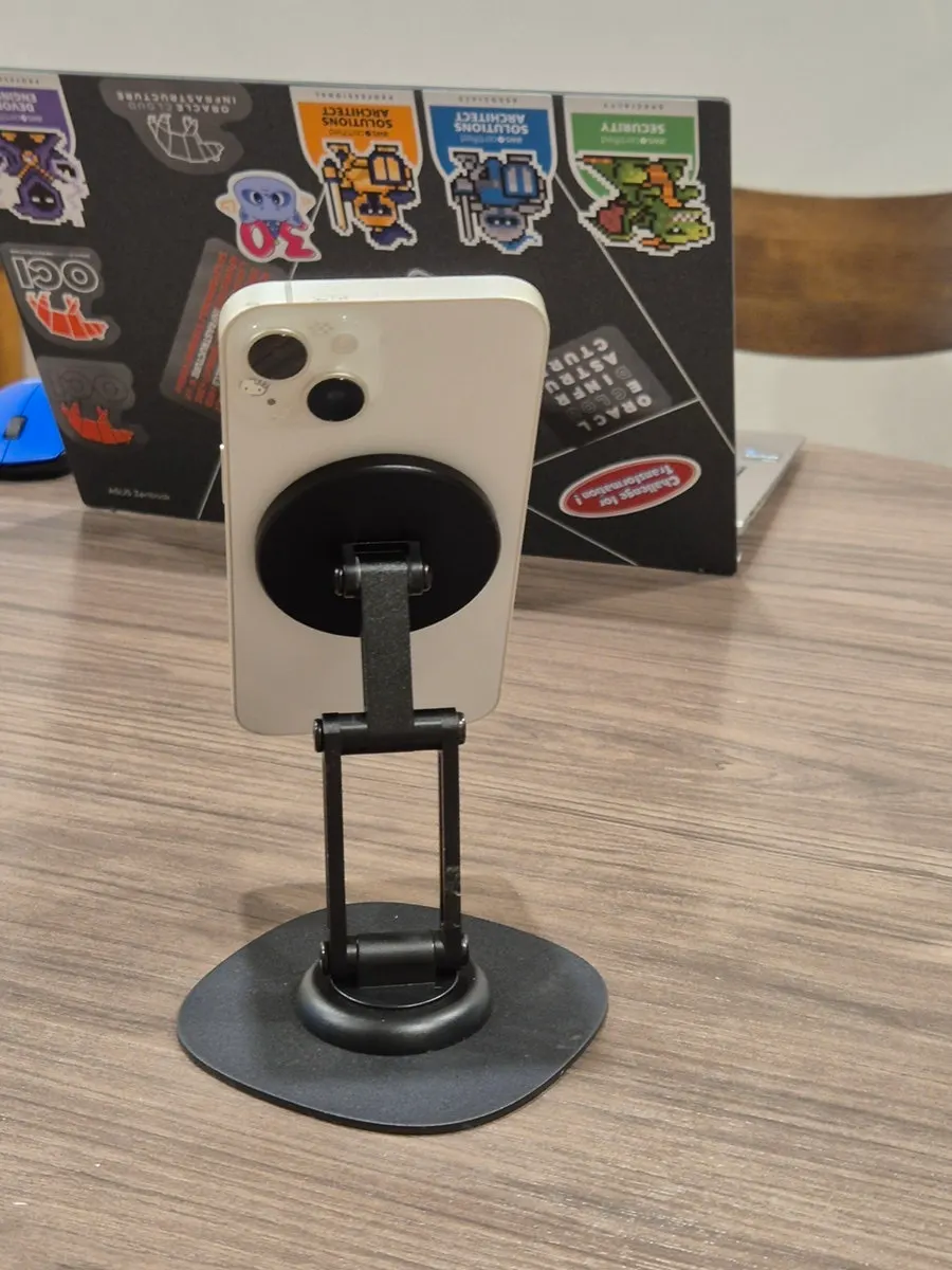 Stand using its 360° rotation feature
